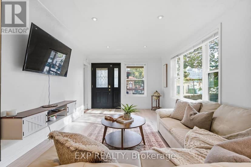 264 Britannia Avenue — photo 7 of 40