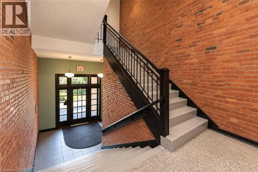 357 HUNTER Street W Unit# 16 — photo 34 of 40