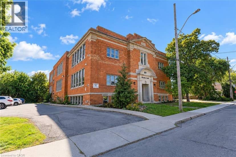 357 HUNTER Street W Unit# 16, Hamilton, photo 2