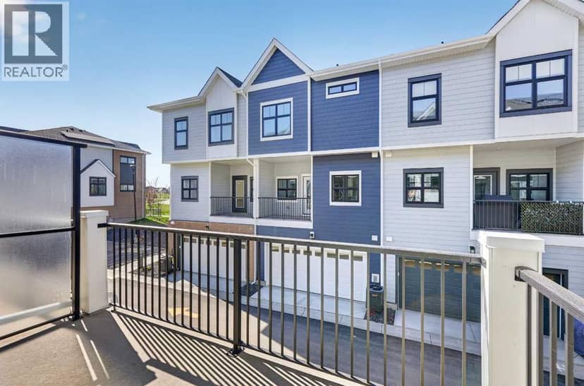 155 Mahogany Gardens SE — photo 9 of 17