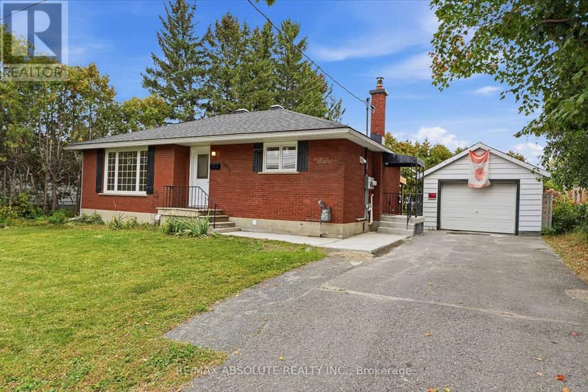 1095 Kenaston Street — photo 1 of 39