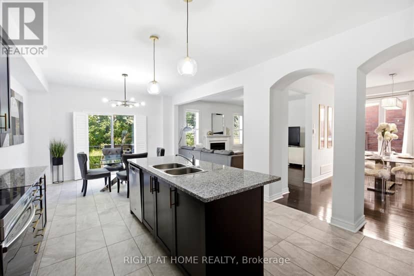 216 Greenwood Road — photo 9 of 34