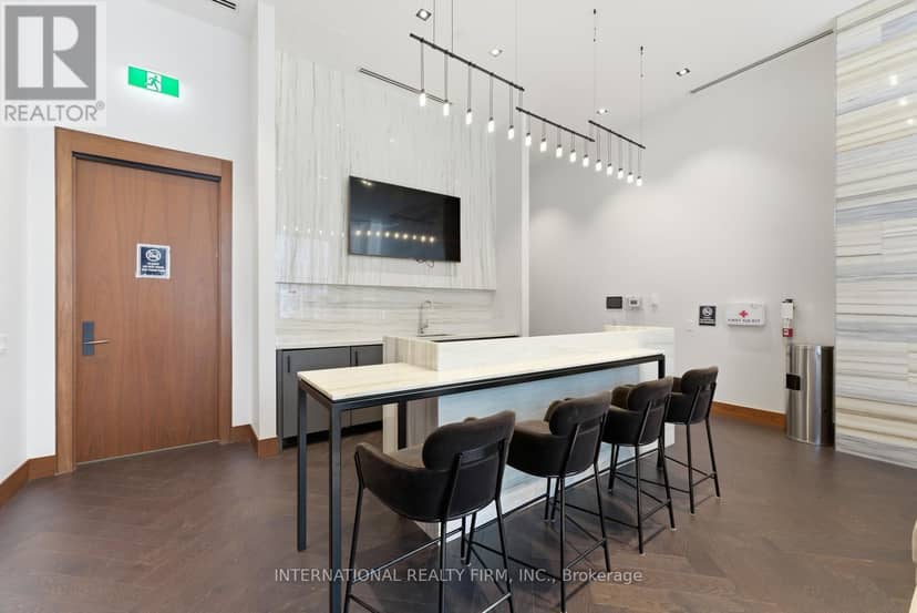 703 - 7895 Jane Street — photo 30 of 35
