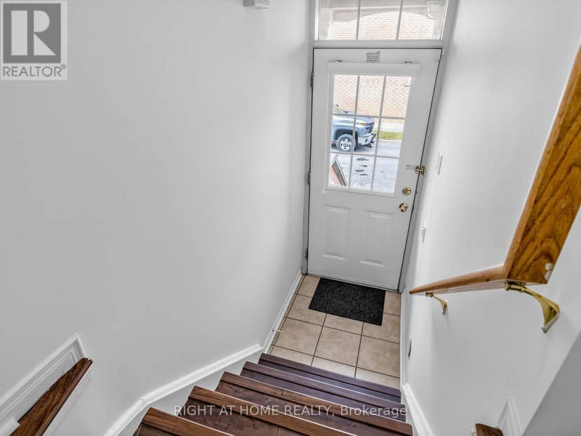 46 - 50 Strathaven Drive — photo 28 of 32