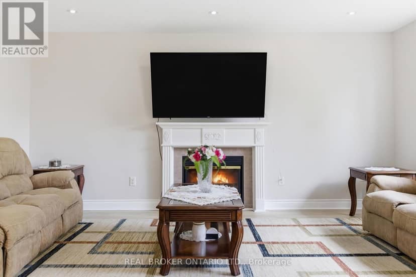 135 Blackburn Drive — photo 12 of 40