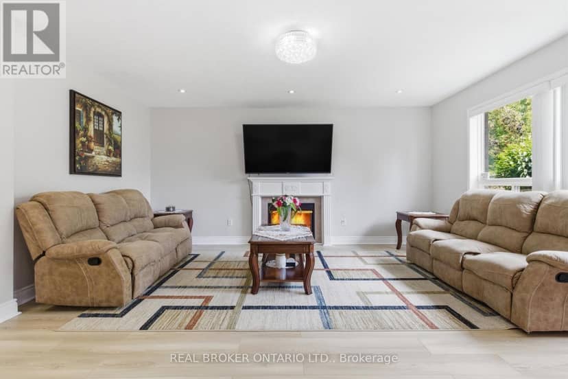 135 Blackburn Drive — photo 13 of 40