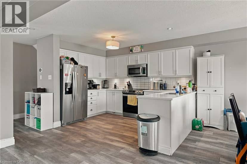 742 ROGERS Road — photo 8 of 33