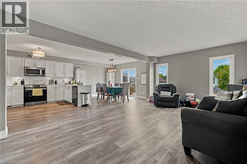 742 ROGERS Road — photo 5 of 33