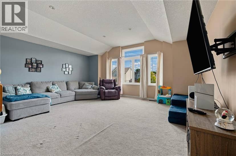 742 ROGERS Road — photo 15 of 33