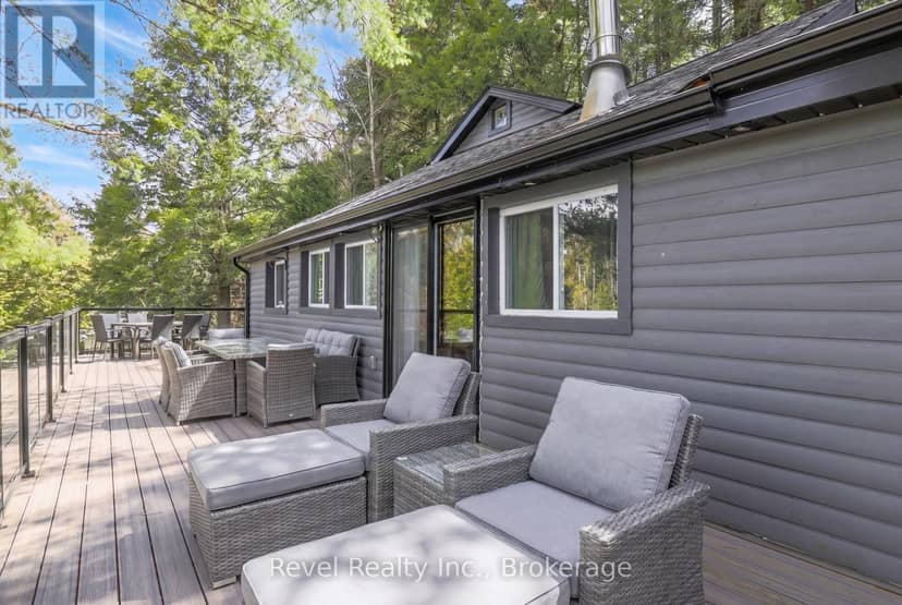 1129 Lakeshore Road, Highlands East, photo 5