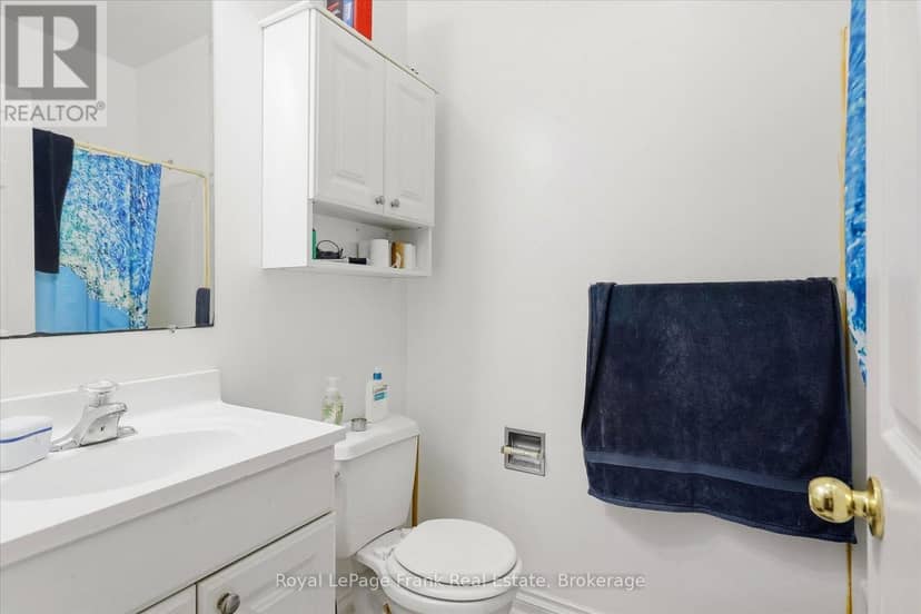 226 Lake Street — photo 11 of 37