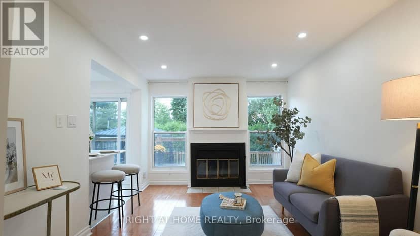 672 Farmbrook Crescent — photo 15 of 32