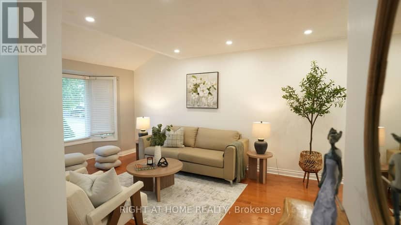 672 Farmbrook Crescent — photo 5 of 32