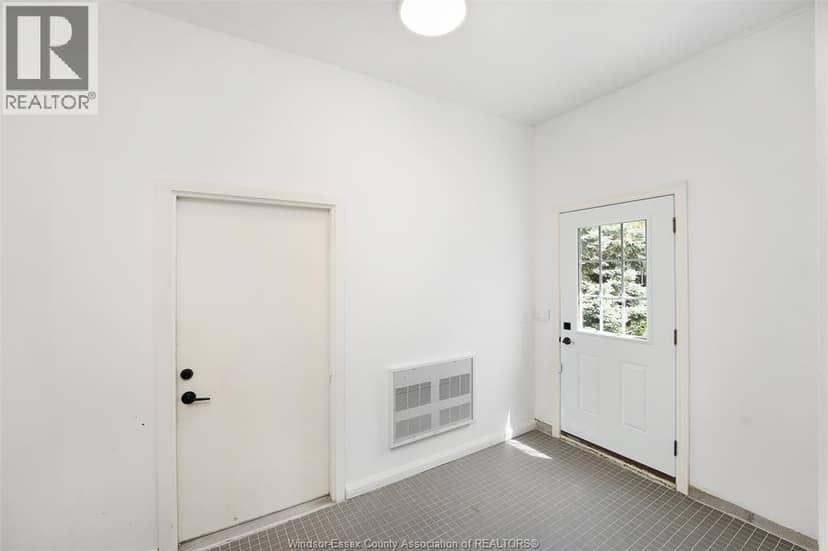 255 Fort St — photo 23 of 36