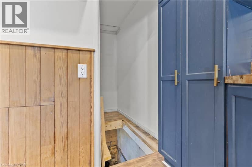 10 MONCK Street — photo 23 of 39