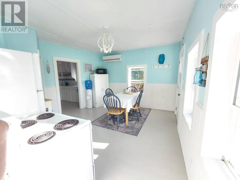 148 Blue Sea Road — photo 17 of 40