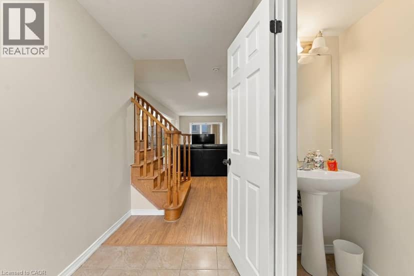 173 WHITWELL Way, Binbrook, photo 2