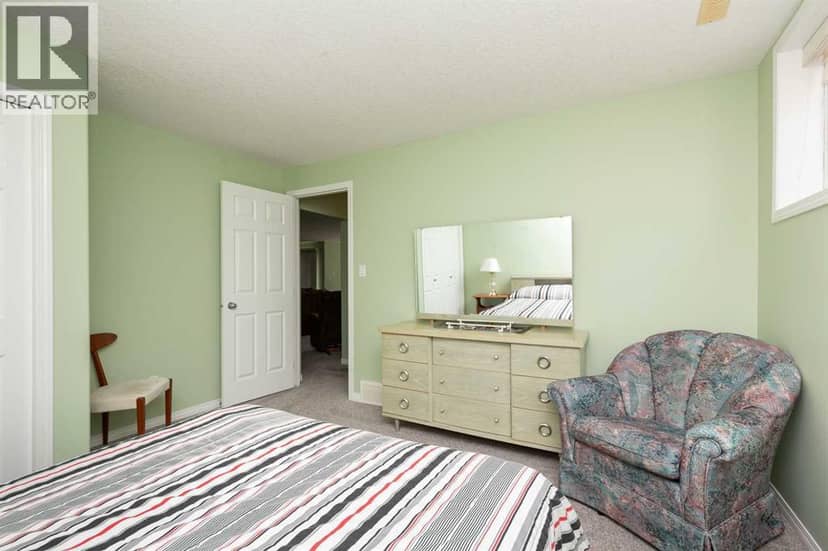334 Mt Sunburst Way W — photo 26 of 40
