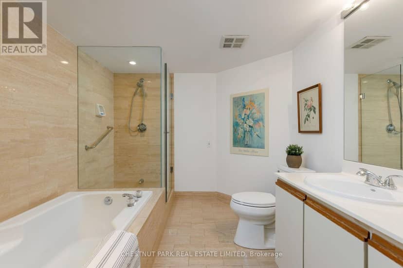 516 - 1177 Yonge Street — photo 19 of 34