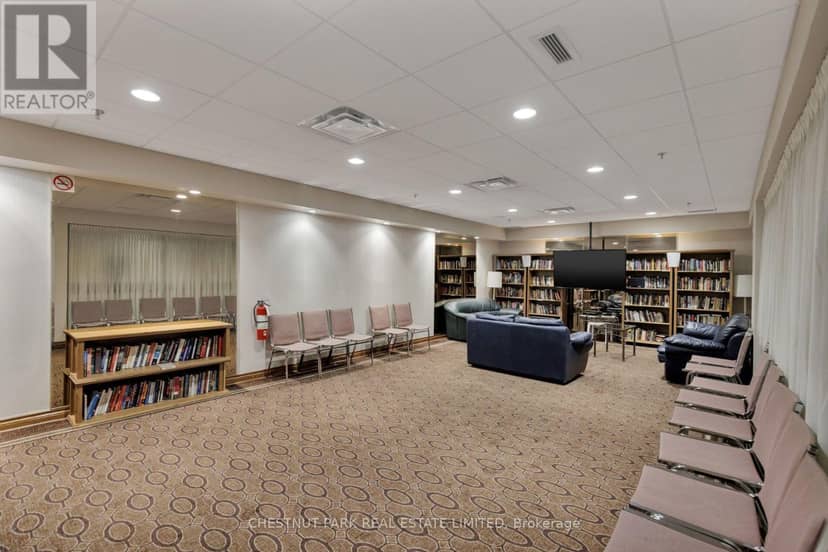 516 - 1177 Yonge Street — photo 29 of 34