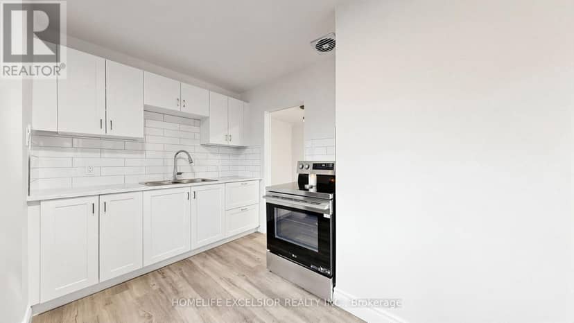 86 Newbury Drive — photo 12 of 40