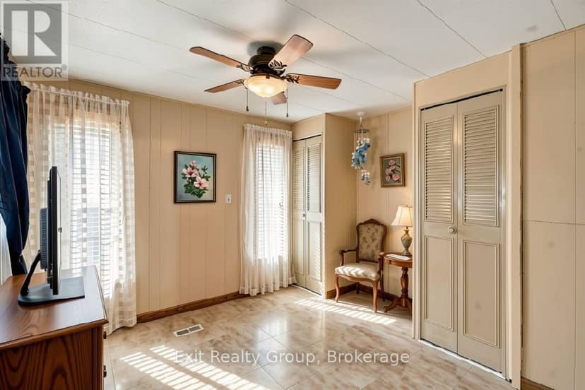 5 Chapel Boulevard — photo 28 of 40