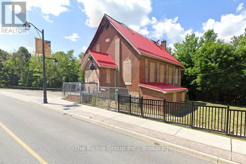 1532 Queen Street, Caledon