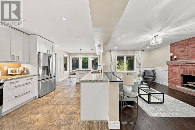 2087 Mayflower Boulevard, Oakville, photo 6