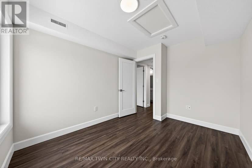 48 - 3202 Vivian Line — photo 17 of 23