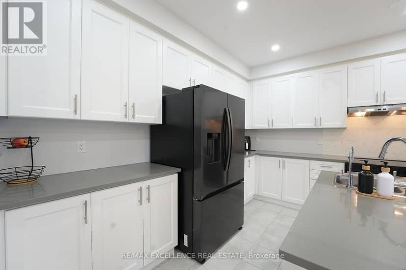 851 Queenston Boulevard — photo 7 of 35