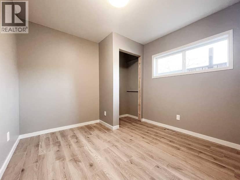 733 9 Avenue — photo 9 of 12