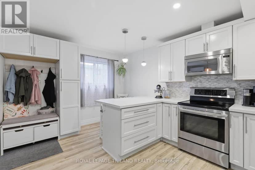 81 - 825 Dundalk Drive — photo 15 of 31