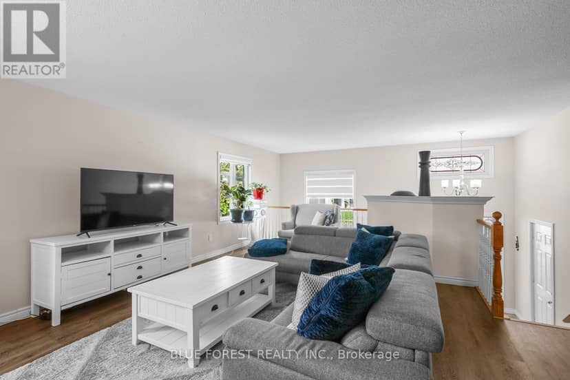 10 Symphony Court — photo 12 of 40