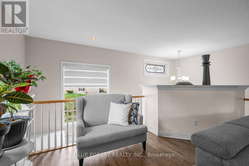 10 Symphony Court — photo 13 of 40