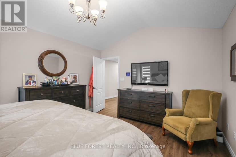 10 Symphony Court — photo 19 of 40