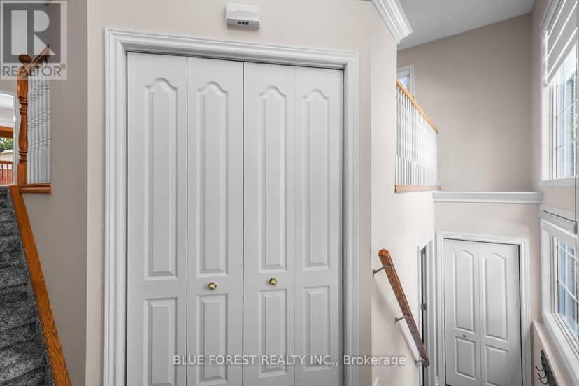 10 Symphony Court — photo 23 of 40