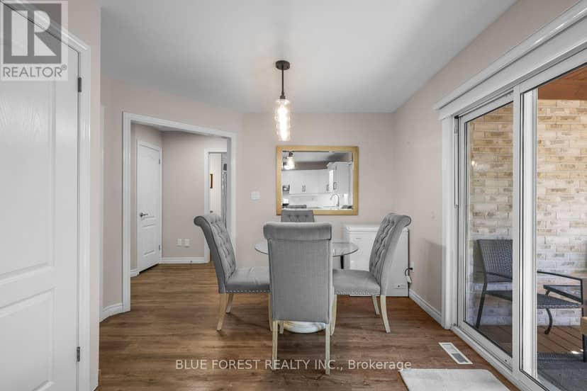 10 Symphony Court — photo 9 of 40