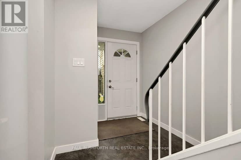244 Salter Crescent — photo 3 of 40