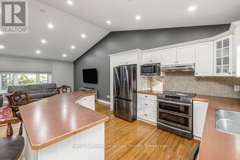 83 Crocus Drive — photo 8 of 30