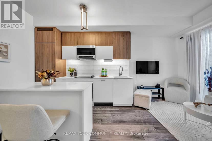 322 - 8888 Yonge Street — photo 11 of 40