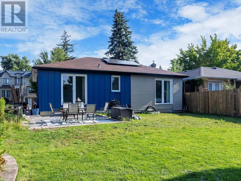 100 Rockport Crescent — photo 40 of 40