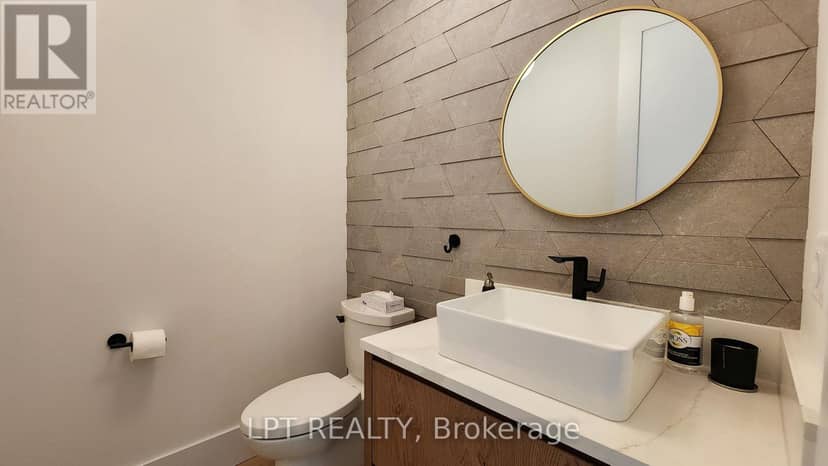 15 Byers Street — photo 14 of 40