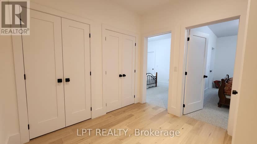 15 Byers Street — photo 32 of 40