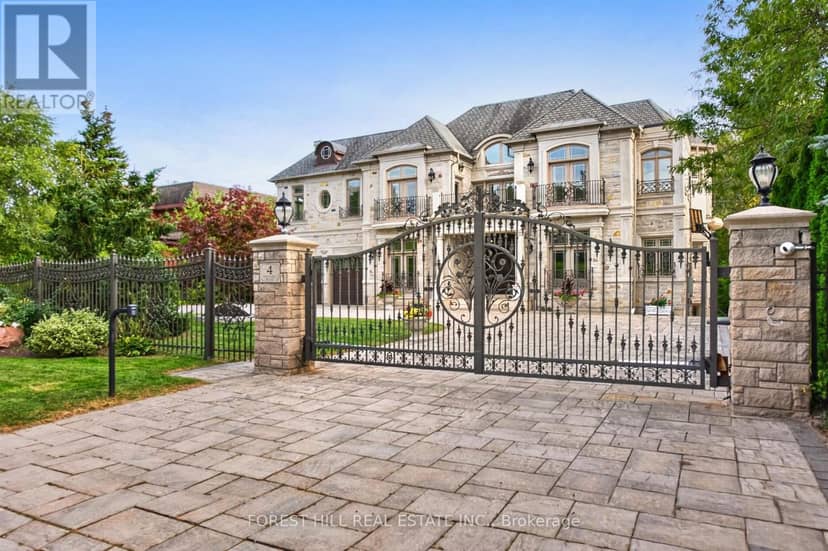 4 Fifeshire Road, Toronto