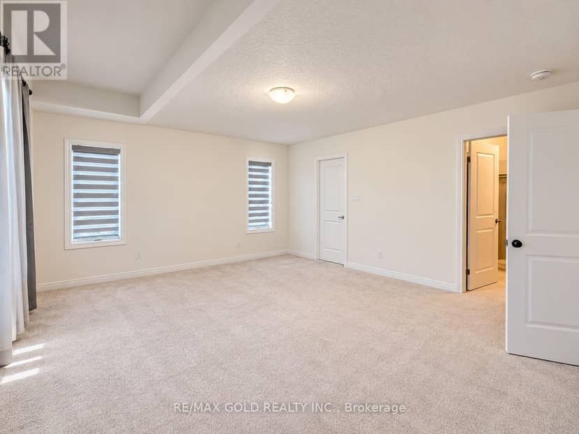 84 Macklin Street — photo 18 of 40