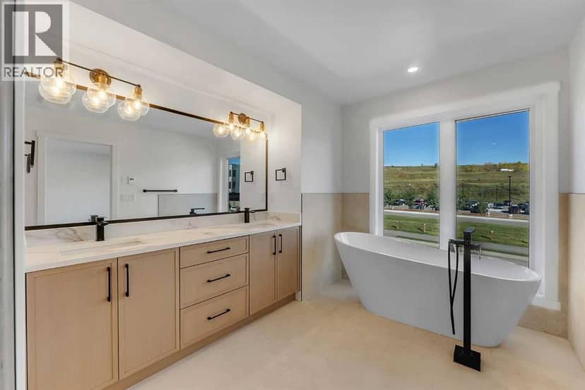 2121 Mackay Road NW — photo 18 of 40