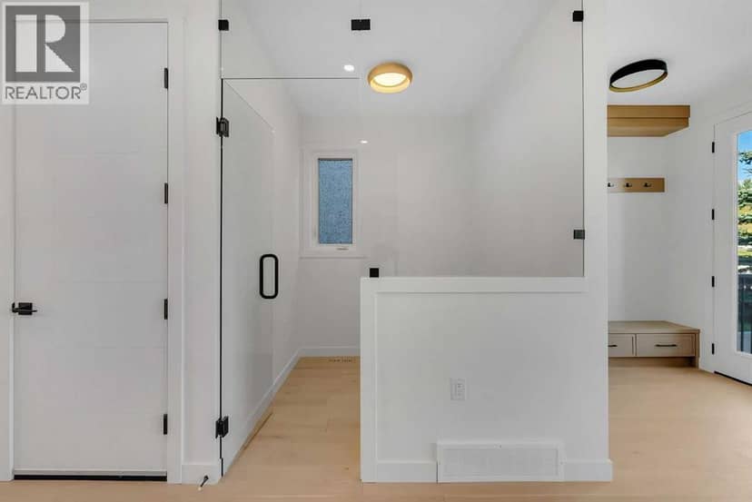 2121 Mackay Road NW — photo 9 of 40