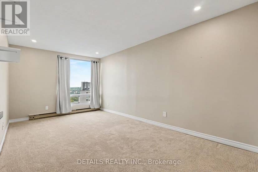 PH-4 900 Dynes Road — photo 16 of 31
