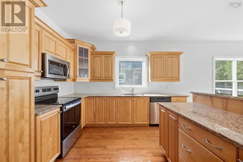 125 Carnoustie Drive — photo 16 of 40