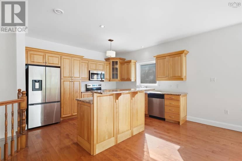 125 Carnoustie Drive — photo 14 of 40